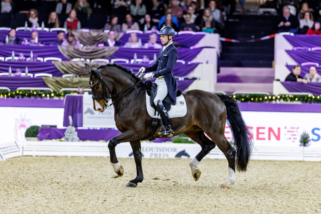 Despite his caliber, Thomas Wagner's Escolar's Emil is extremely light-footed and cadenced, especially in piaffe and passage. Photo: Sportfotos-lafrentz.de