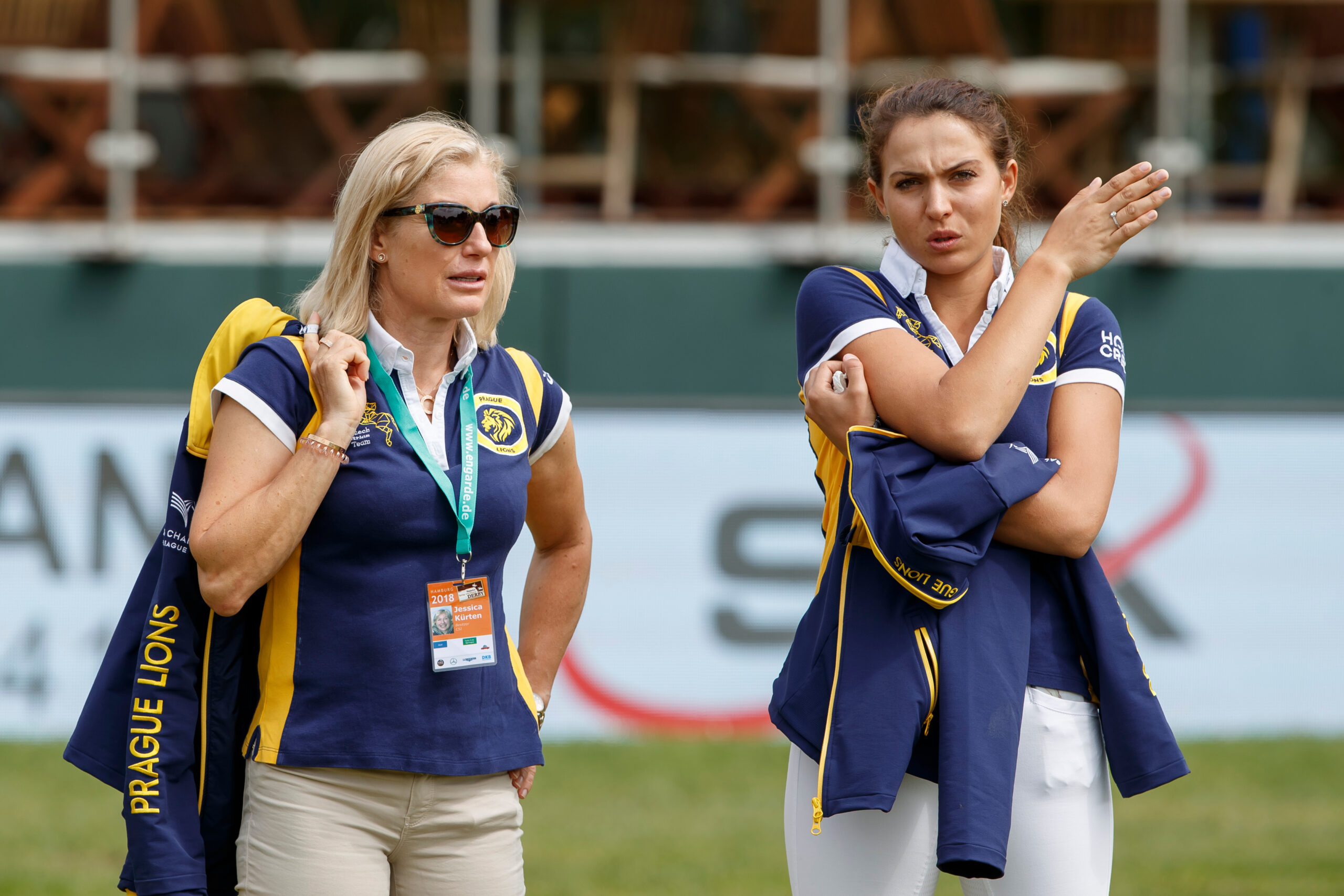 Als Trainerin der Prague Lions war Jessica Kürten (li.) unter anderem für Anna Kellnerova (re.) zuständig. Foto: sportfotos-lafrentz.de
