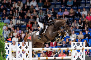 Hinners Zweite im arabischen Weltcup-Springen