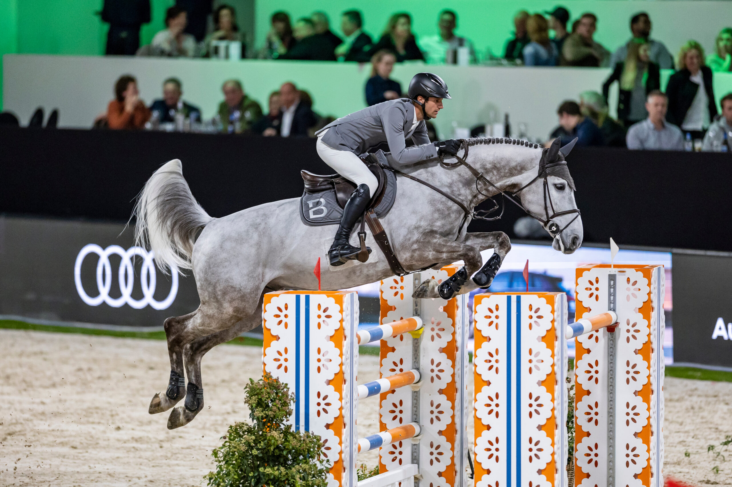 Checker mit seinem eigentlichen Reiter Christian Kukuk. Foto: Sportfotos-lafrentz.de