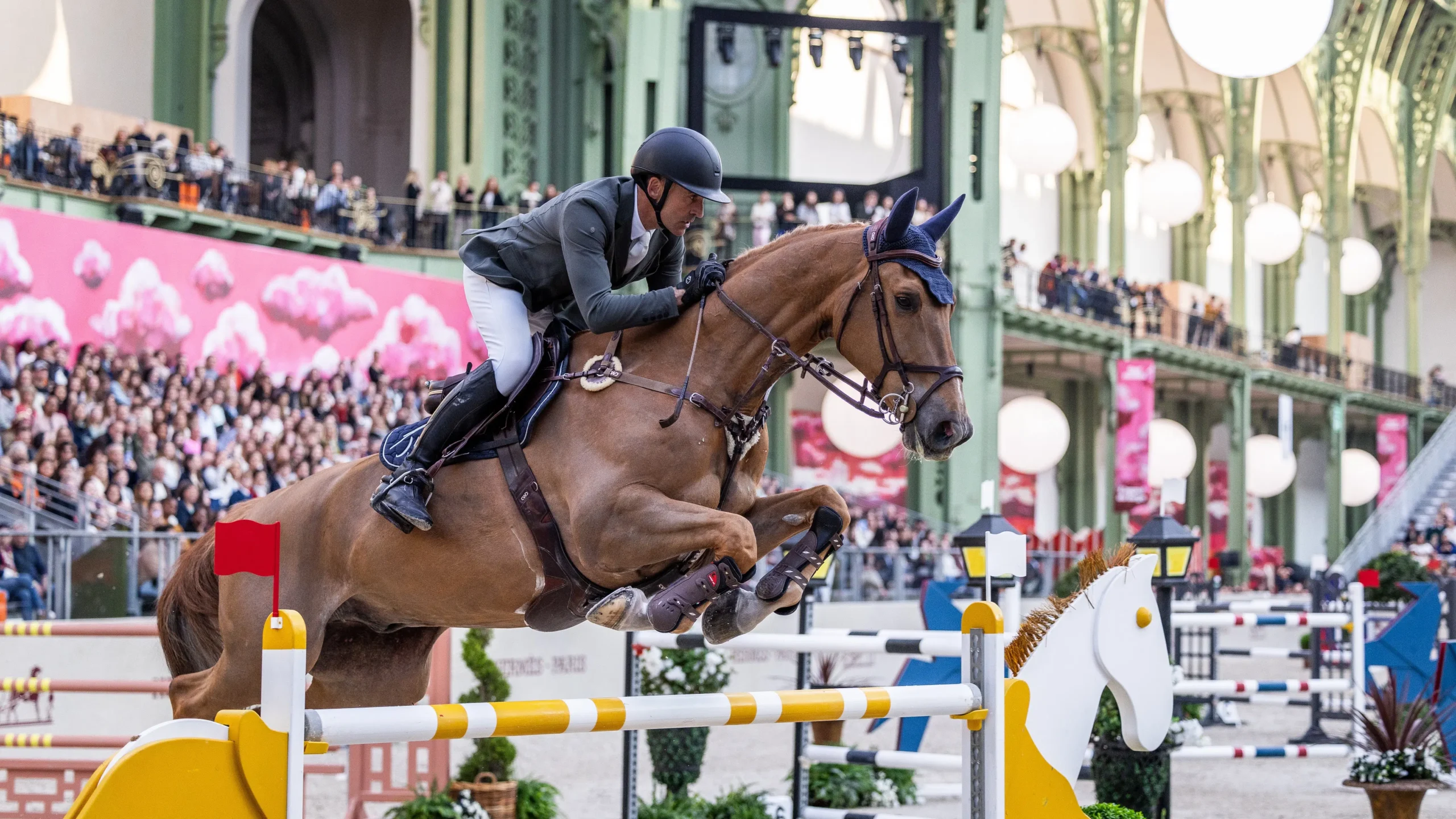 Französische Hunderstel-Entscheidung beim Saut Hermès