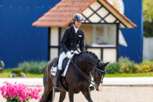Kismet wins Grand Prix Special debut with Jessica von Bredow-Werndl in Ornago
