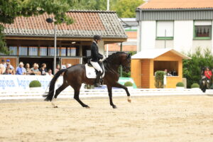 Rose Oatley has a new S-horse in her stable