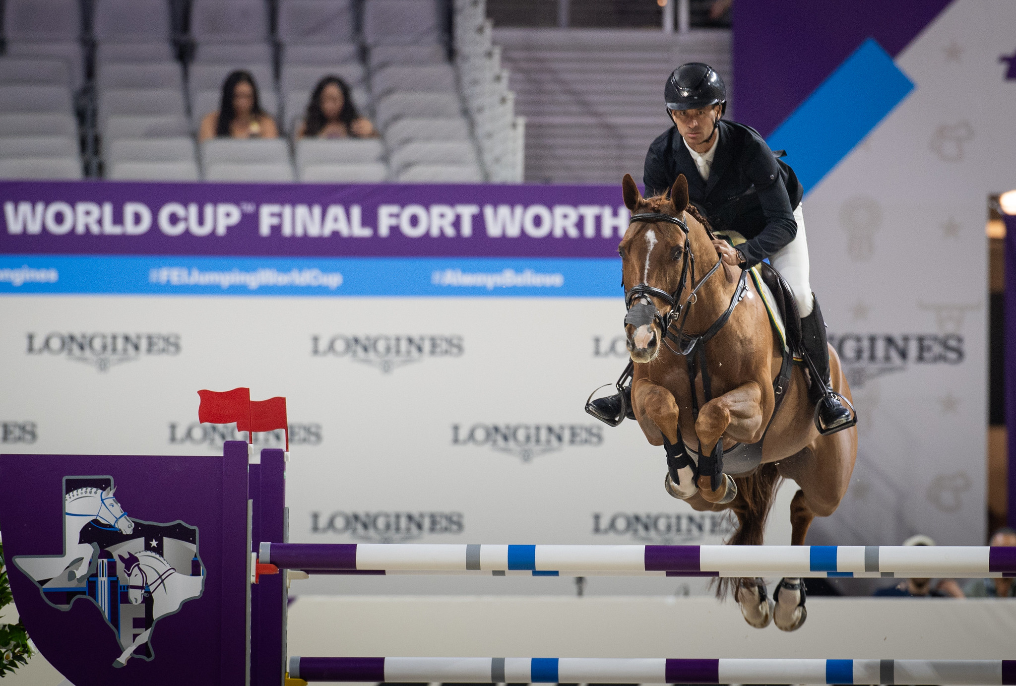 Iashin Sitte is a horse that is often underestimated, says Steve Guerdat about the Bamako de Muze son, who has given the Swiss rider a good starting position for his mission to win his fourth World Cup. Photo: FEI/Shannon Brinkman