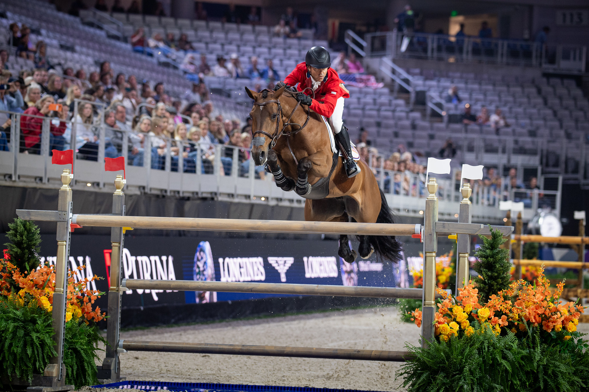 USA dominate opening round of show jumping World Cup, Deußer second