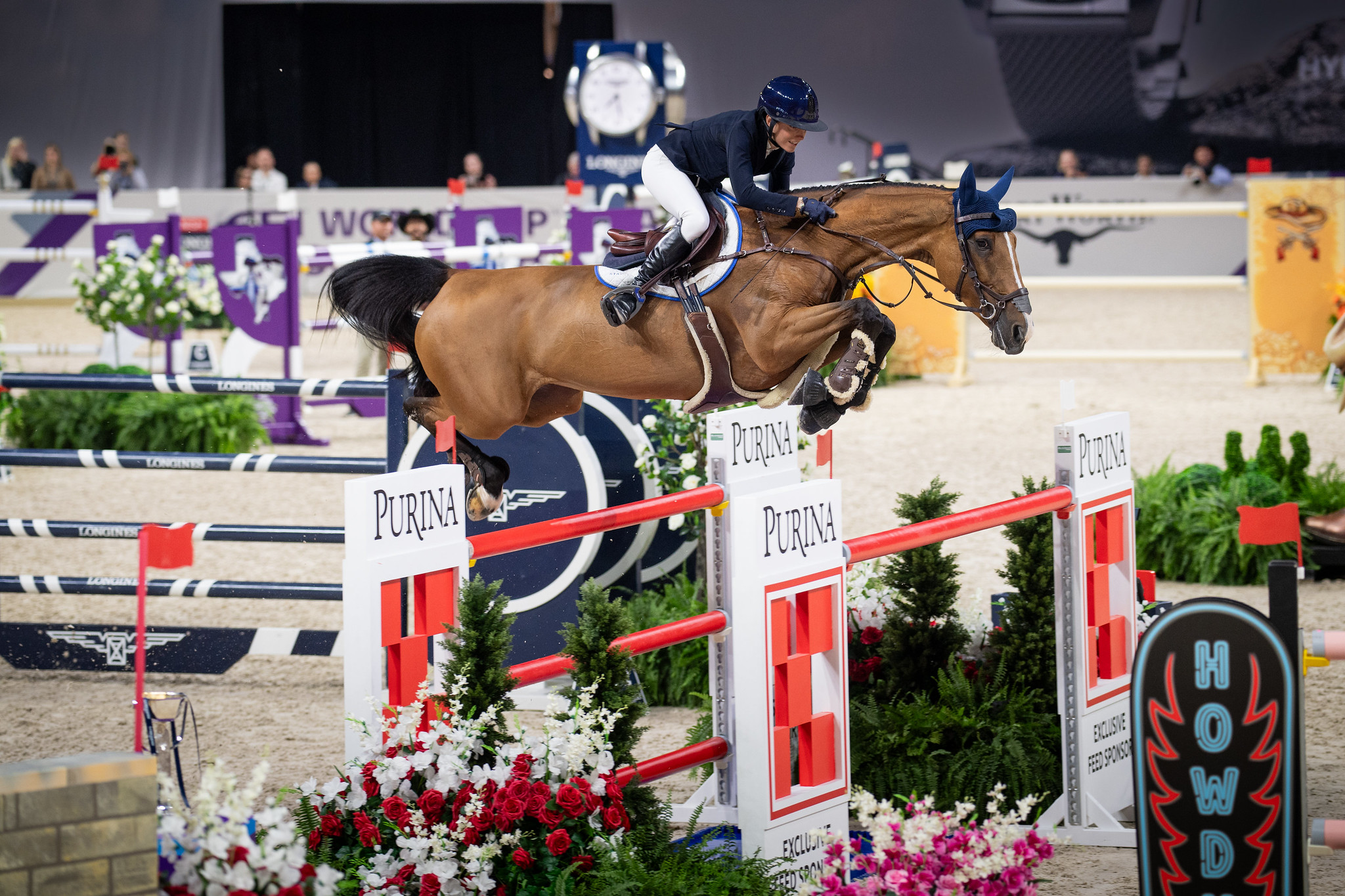 "She was flying!", so viel konnte Oda Charlotte Lyngvaer im Interview noch herausbringen, ehe die Tränen der Rührung ob ihrer Stute Carabella wieder zu fließen begannen. Foto: FEI/Shannon Brinkman