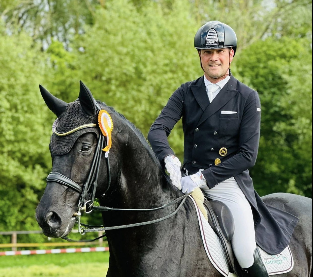 Hendrik Lochthowe und Iowa Gold. Foto: Hengststation Hoffrogge