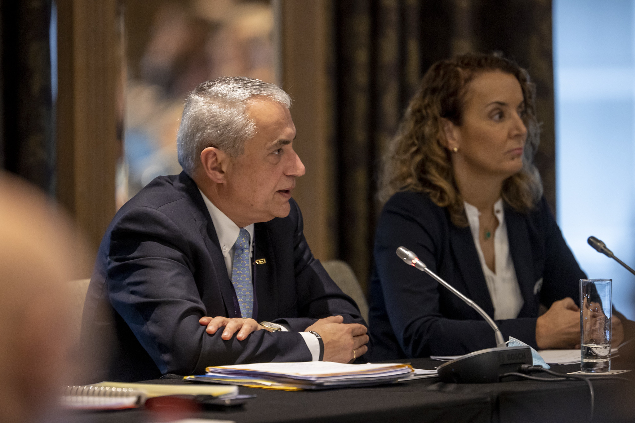 Bislang war Sabrina Ibáñez die Frau hinter FEI-Präsident Ingmar de Vos. Tritt sie nun seine Nachfolge an? Am 5. Dezember werden wir es wissen.
Foto: FEI/Dirk Caremans