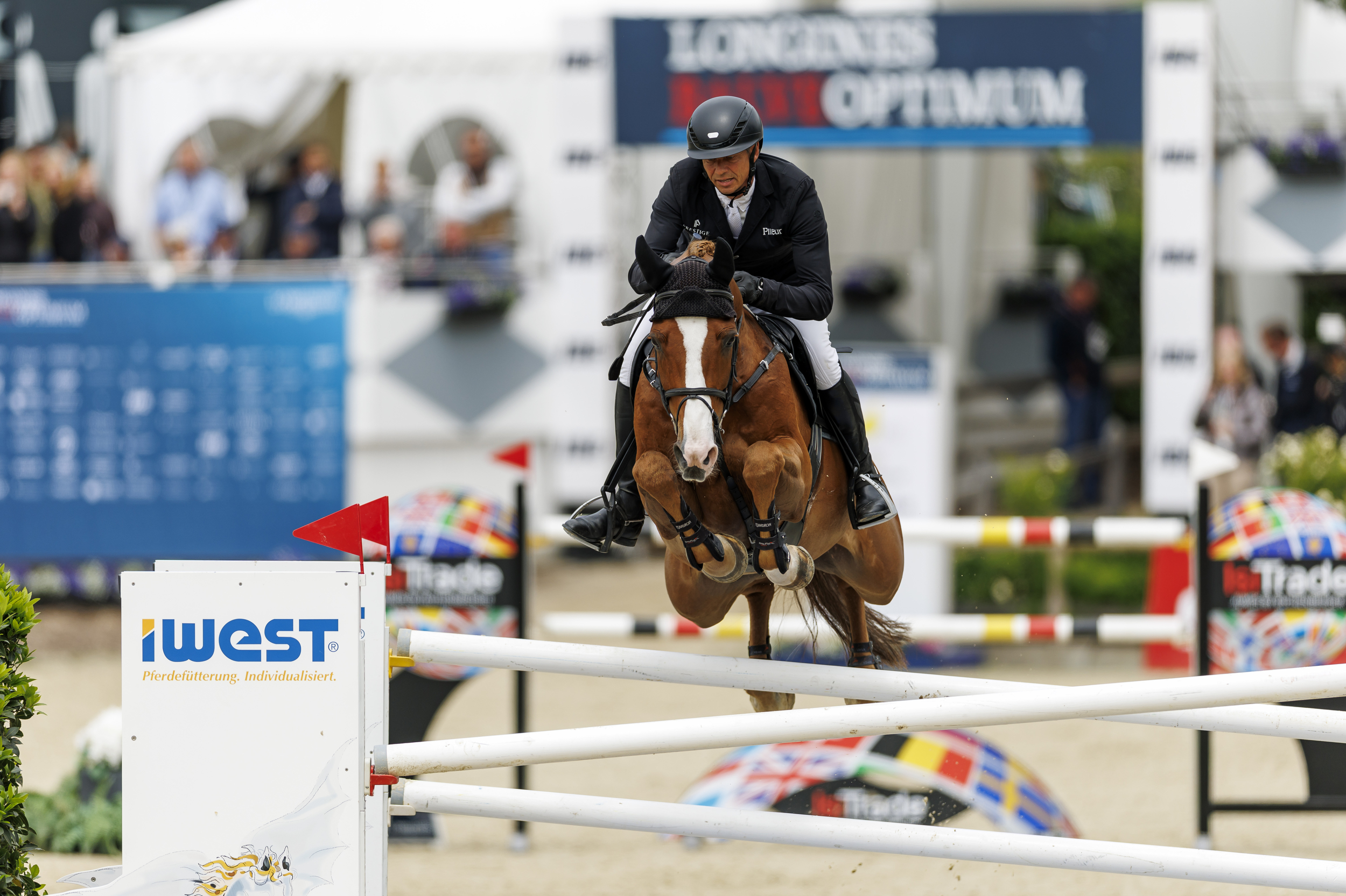 German Show Jumping Championships Balve 2026: Kutscher leads in the men’s, Meyer in the women’s