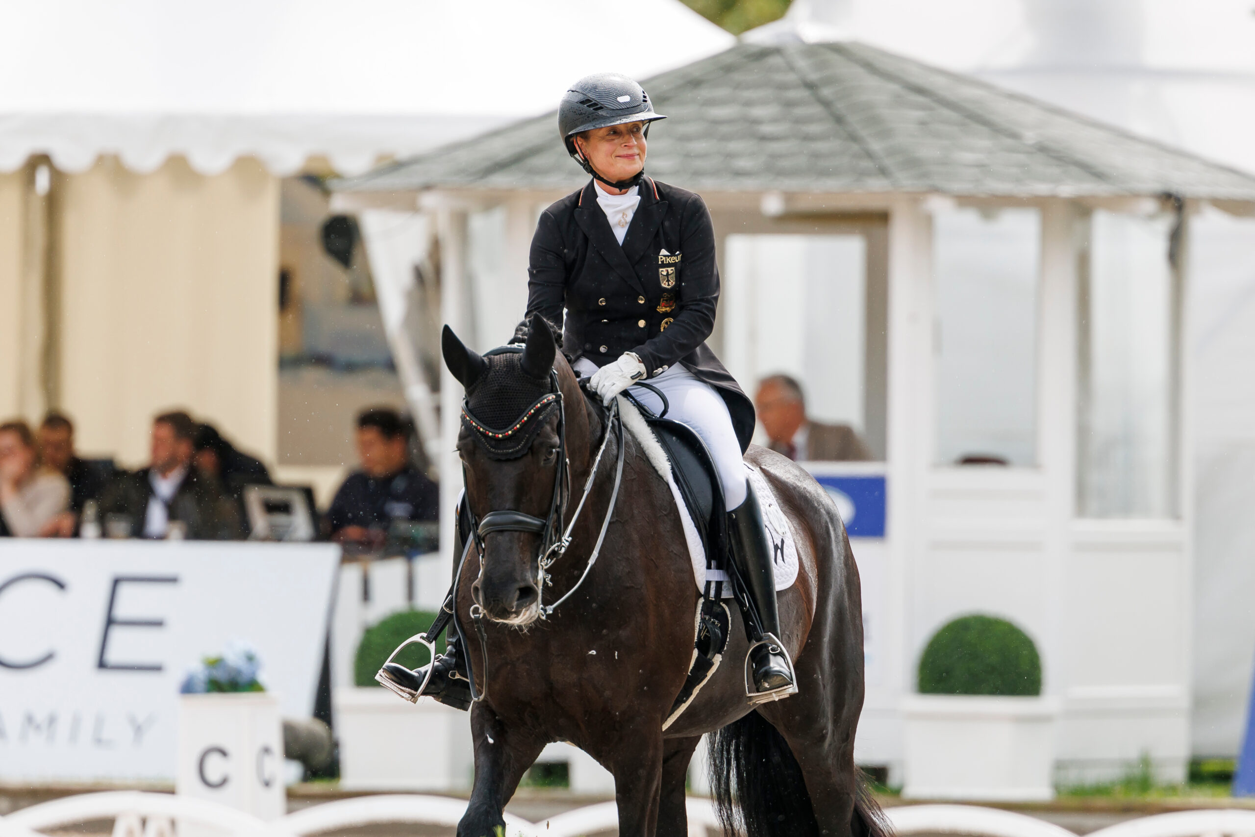 Isabell Werth und Wendy de Fontaine, Sieger im Grand Prix von Balve 2026. Foto: Sportfotos-lafrentz.de