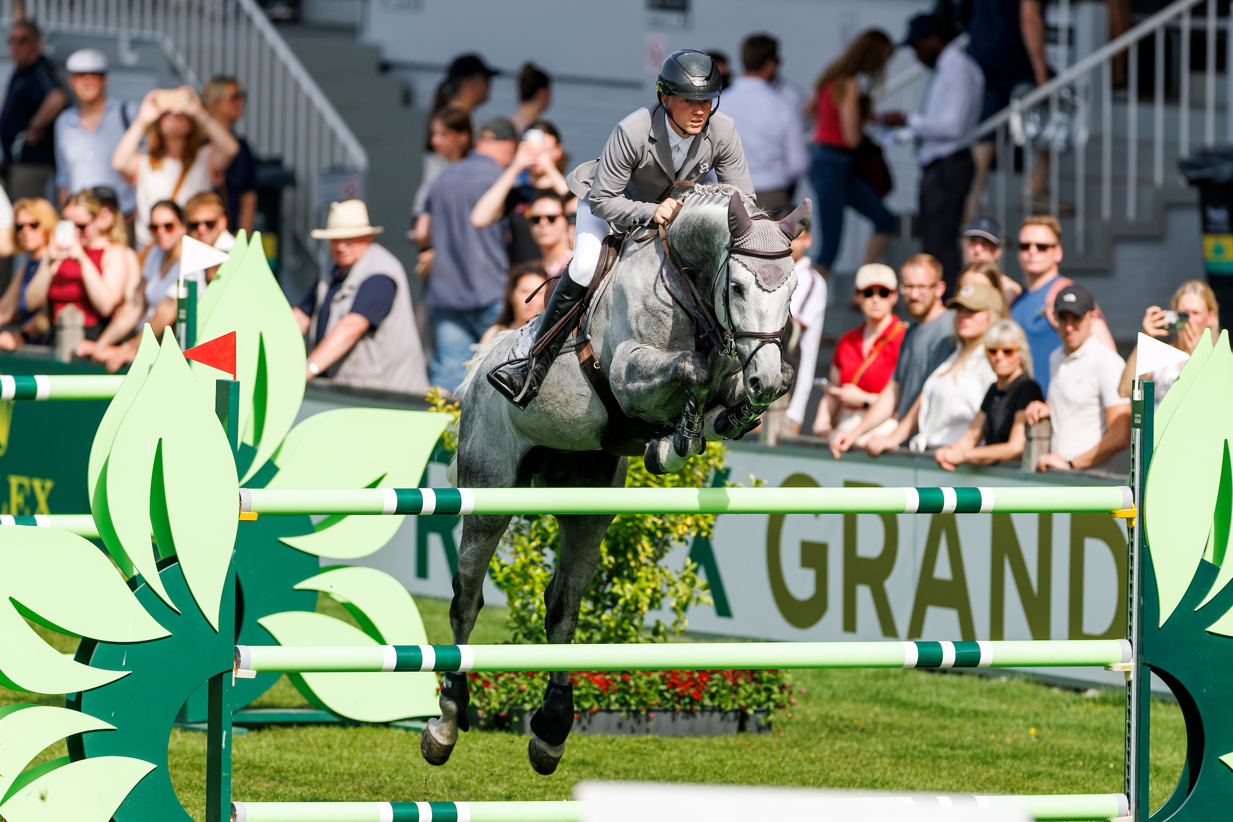Philipp Schulze Topphoff und der achtjährige Cortez FZ in der Youngster Tour beim TSCHIO Aachen im Mai, wo sie Neunte im Finale wurden.
Foto: sportfotos-lafrentz.de