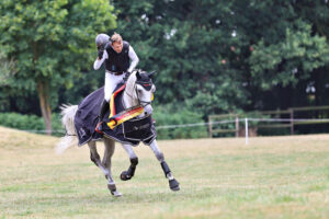 Lago di Lei  und Glockentanz sind Trakehner Champions Vielseitigkeitspferde