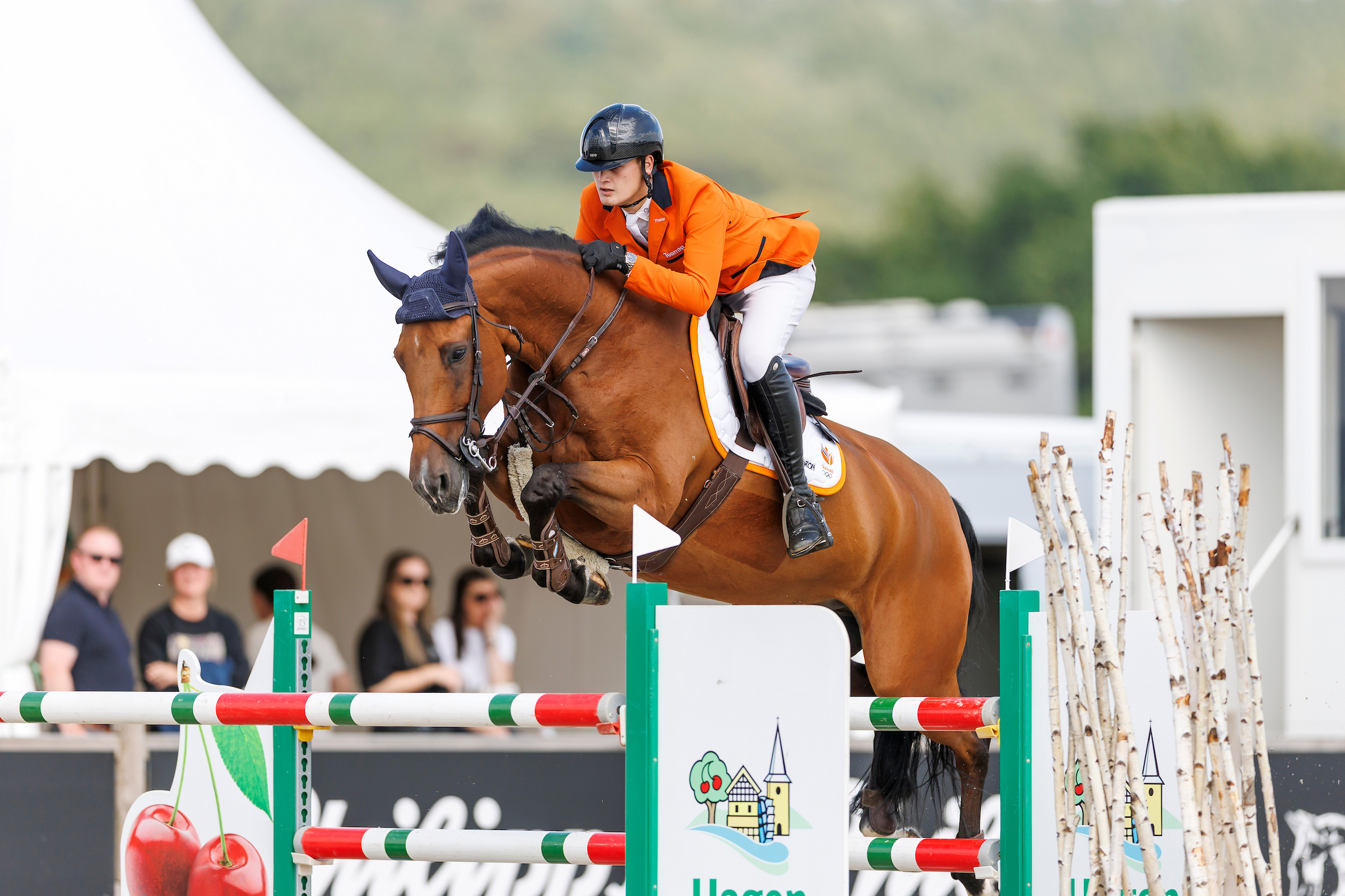 Durchmarsch für die niederländischen U21-Springreiter zum EM Gold, Pech für Deutschland