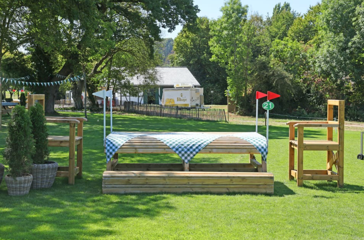 Sprung 21 Picnic Tables