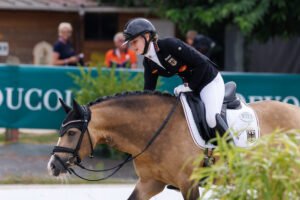 Erstes Einzelgold bei dritter EM für Pony-Dressurreiterin Leni-Sophie Gosmann