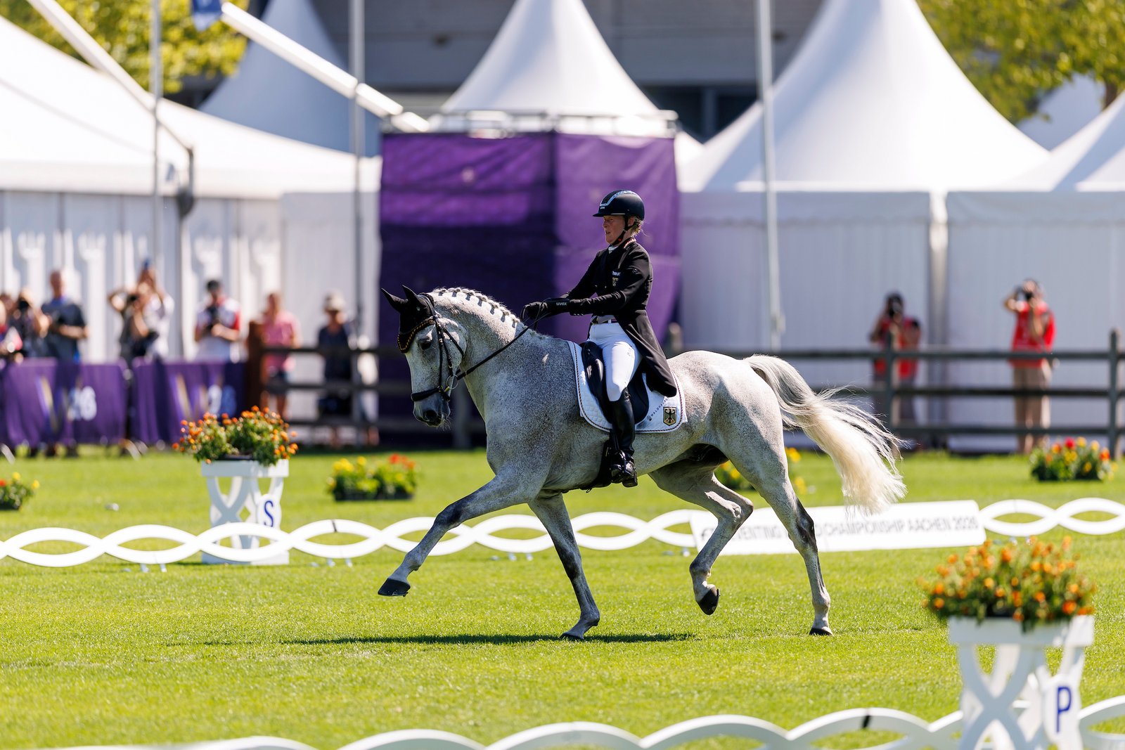 WM Dressur von Malin Hansen-Hotopp und Quidditch – „Ritt auf dem Vulkan“