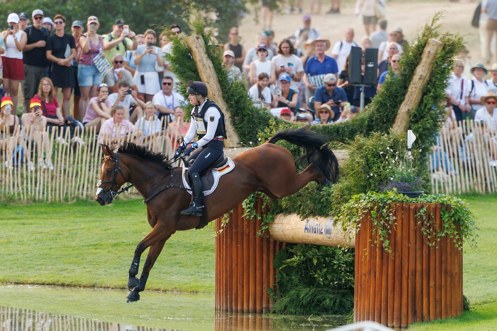 Libussa Lübbeke und Caramia – perfekter Job als Pathfinder fürs deutsche Team. Foto: sportfotos-lafrentz.de