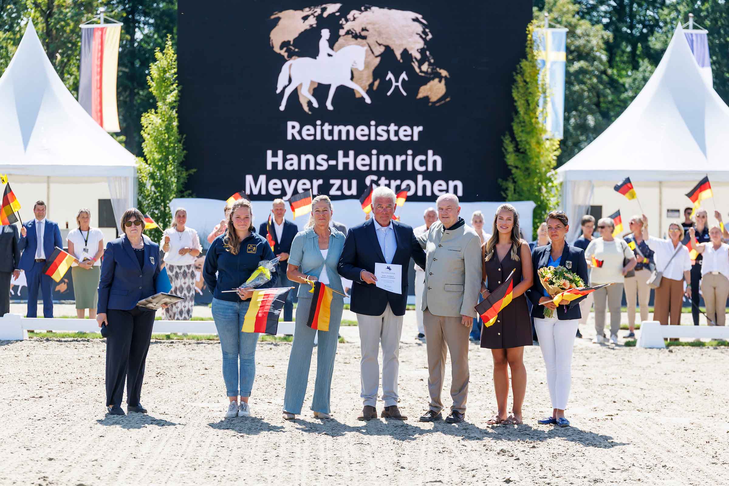 Hans Heinrich Meyer zu Strohen: Auktionsreiter, Bundestrainer, Reitmeister