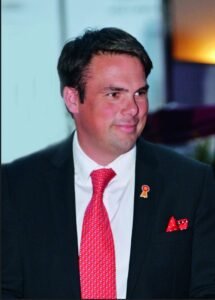 Roland Metz Returns to the South; Restructuring in the North