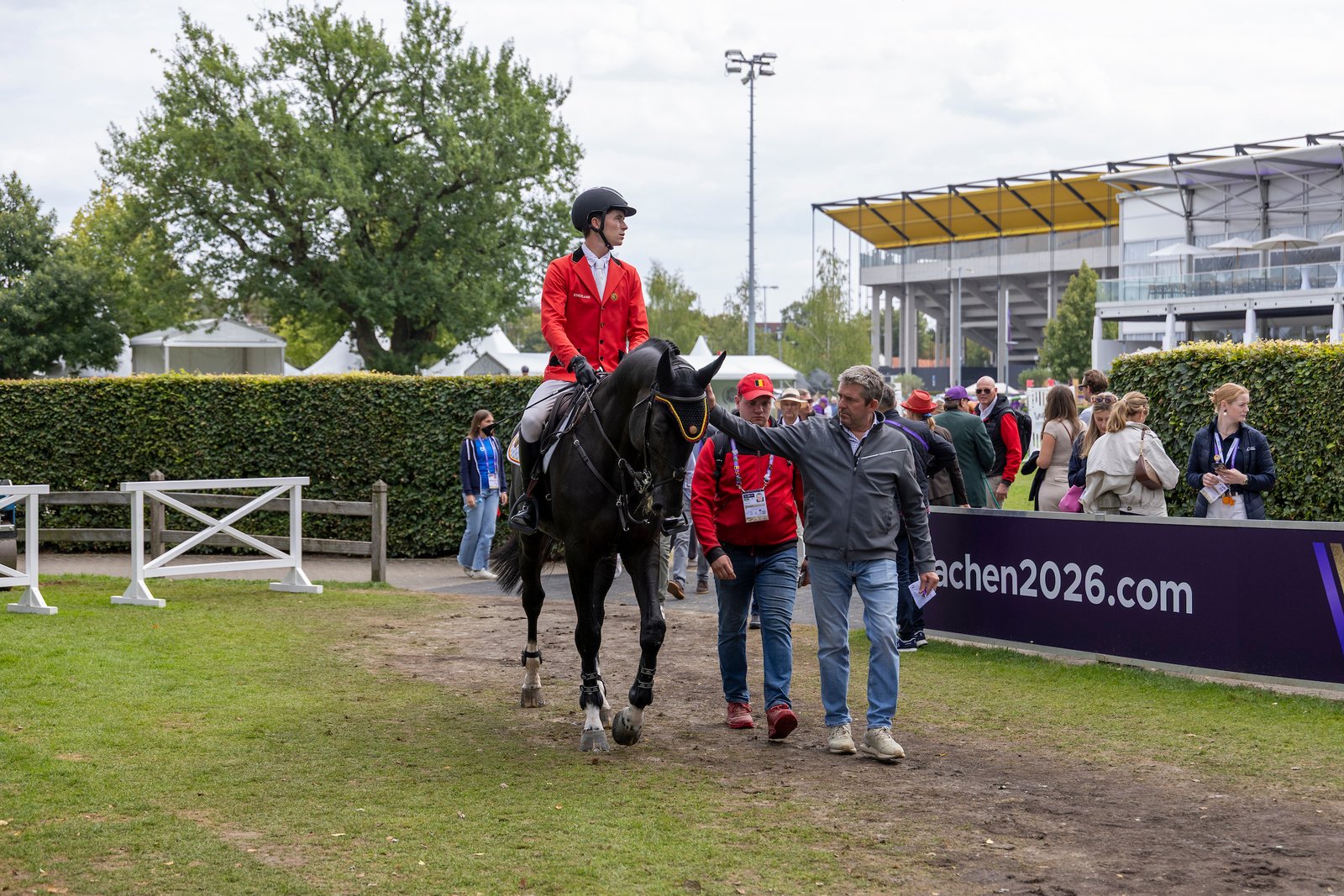 Patrik Spits – wenn deine Zufallsentdeckung von vor neun Jahren und dein Sohn auf dem Weg in die zweite Finalrunden der Weltmeisterschaften von Aachen sind … Foto: sportfotos-lafrentz.de/Houou Tomita