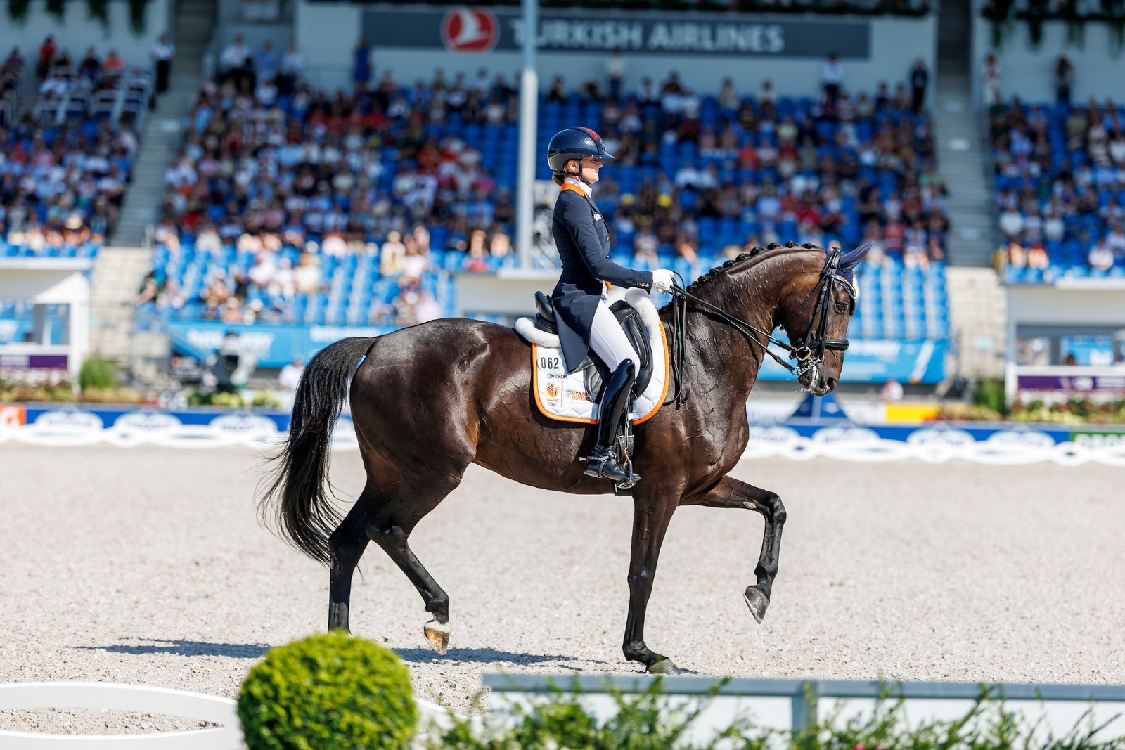 Marieke van der Putten and Zantana RS2 OLD N.O.P. Photo: sportfotos-lafrentz.de