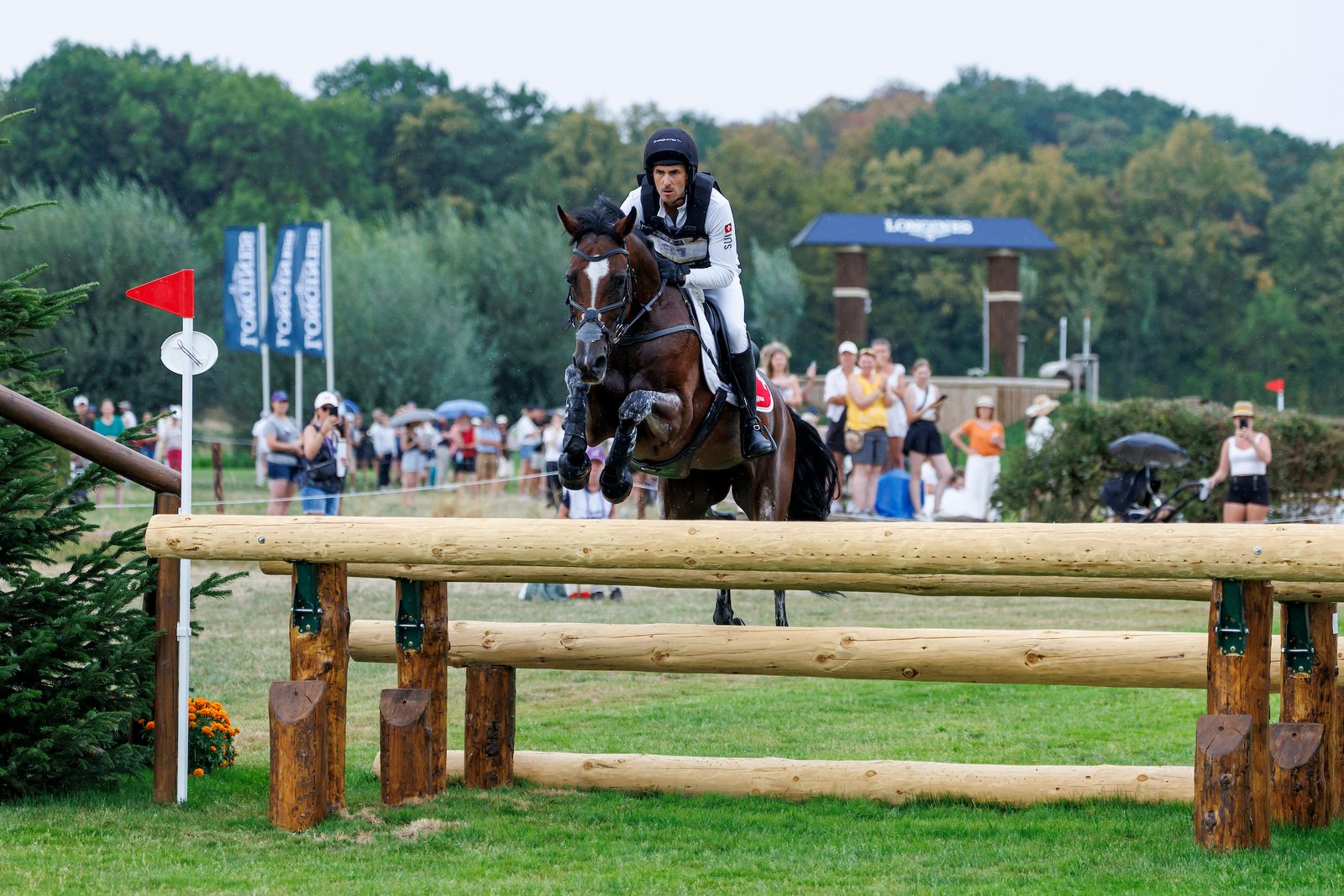 Als Paar der Schweizer geholfen, das Team in Bronzeposition zu bringen: Felix Vogg und Frieda, Rang 15 in der Einzelwertung. Foto: sportfotos-lafrentz.de