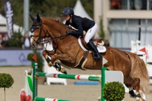 McLain Ward gewinnt CSI2* Grand Prix mit Olympiapferd, das einst unter Sophie Hinners ging