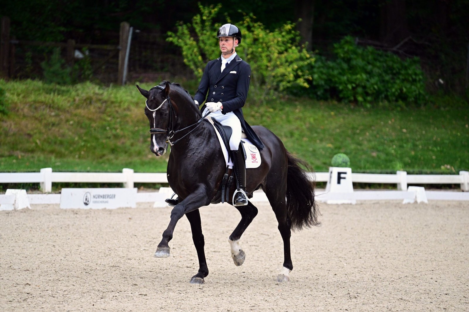 Thomas Schulze und Bon Courage FRH waren 2025 die Sieger in der Burg-Pokal Qualifikation von Darmstadt.
Foto: Rainer Dill