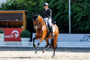 Bundeschampionesse Happy Days Di Fonteabeti jetzt in Beritt bei Jessica von Bredow-Werndl