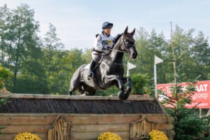 Springen wirbelt Ergebnisse in Boekelo auf – aber Krajewski siegt